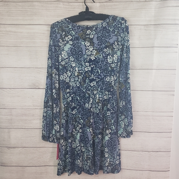 Xhilaration Floral Dress - Picture 2 of 3